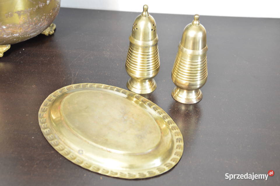 mosiężne solniczka i pieprzniczka na tacce stare śląskie Jastrzębie-Zdrój sprzedam