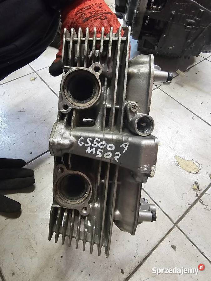 Suzuki GS 500 głowica wałek wałki rozrządu zawór Jelenia Góra