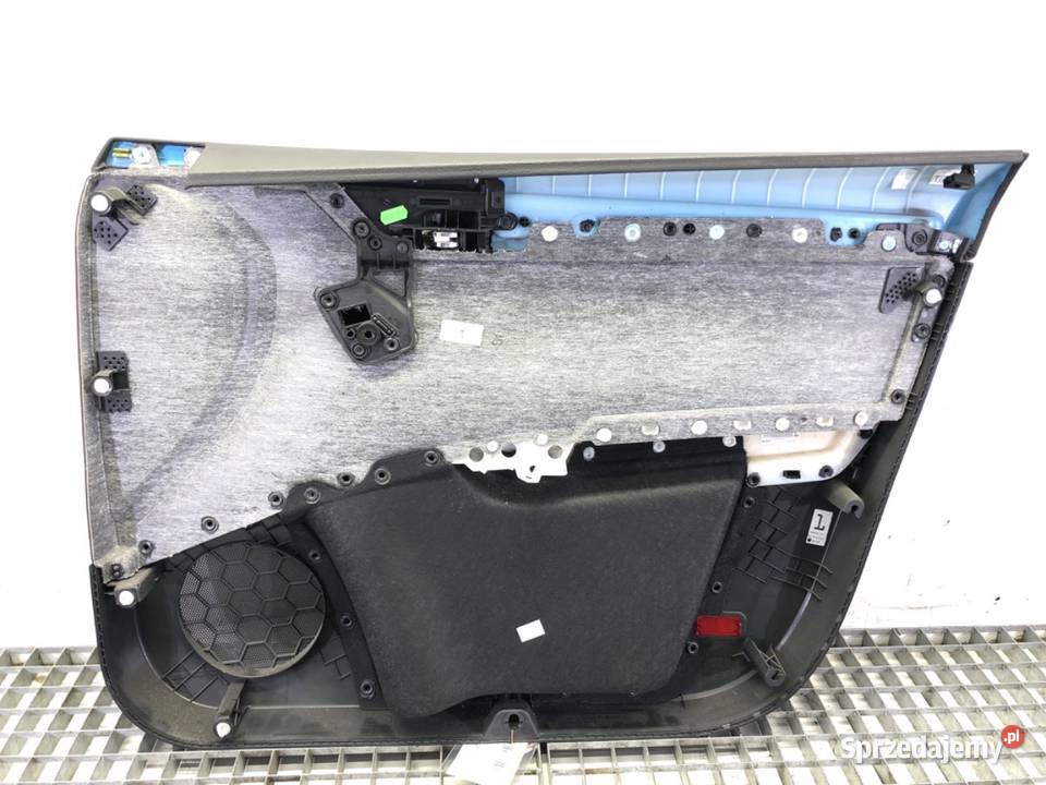 BOCZEK DRZWI LEWY PRZÓD SKODA OCTAVIA III Kombi