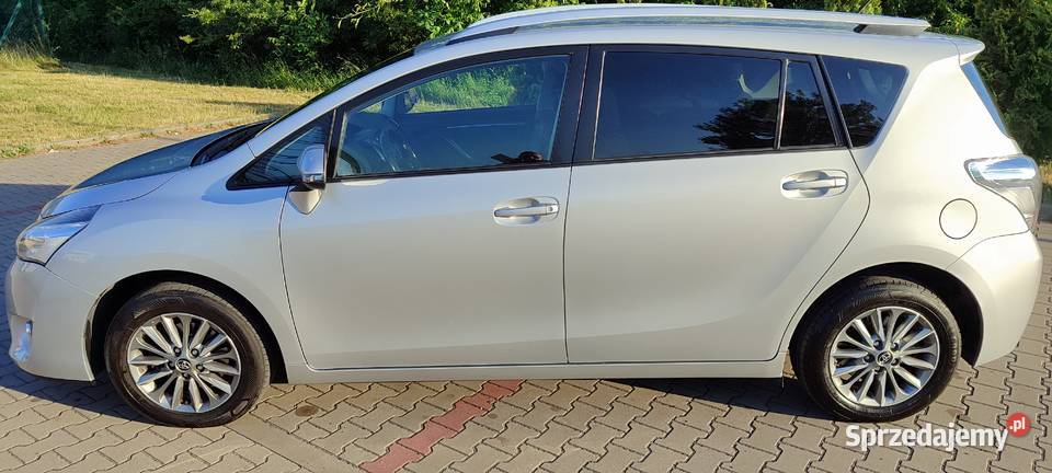 Prestige 18 Salon Serwis 7dmio osobowy VAT 23 Radom sprzedam
