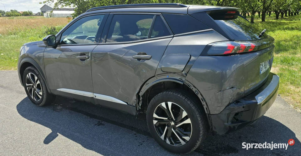 Peugeot 2008 40000 II 2019 światła do jazdy dziennej sprzedam