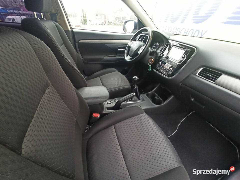 Mitsubishi Outlander serwis ASO do końca 2x koła czujnik parkowania Rzeszów sprzedam