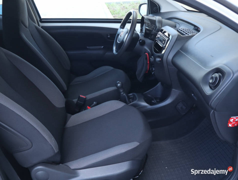 Toyota Aygo 10 VVTi Łódź