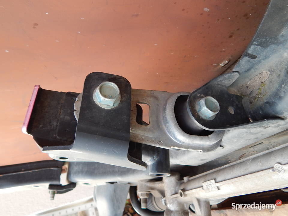 NISSAN QASHQAI II J11 13 ŁAPA PODUSZKA SILNIKA Warszawa