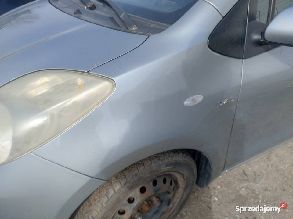 Przód Kpl Toyota Yaris II 5 D Lak1F8 Bez Rdzy Elbląg sprzedam
