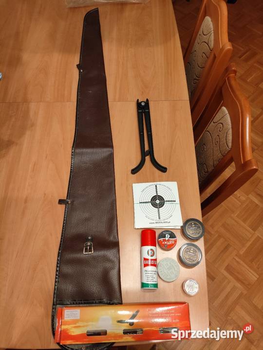 Zestaw miłośników militariów