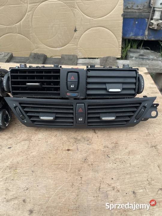 Kratka nawiewu środkowa BMW F30 F31 Stalowa Wola