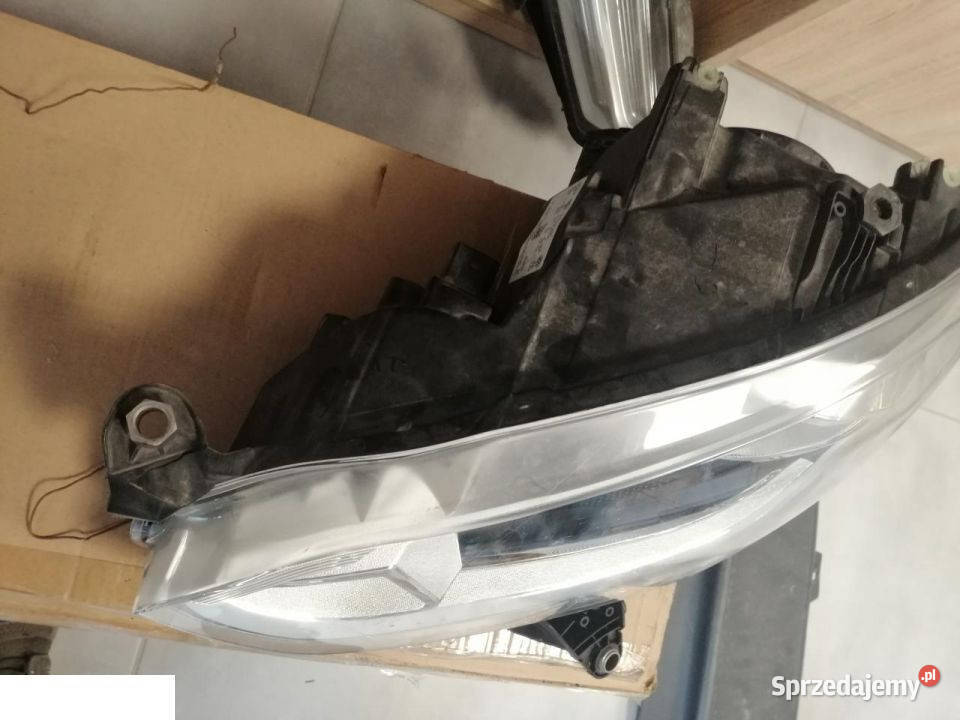 Volkswagen up Reflektory lewy prawy lift Led lampy przednie Kozubszczyzna