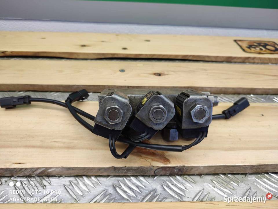 Blok zaworowy CAT TH 62 AS486186 Wilkowo