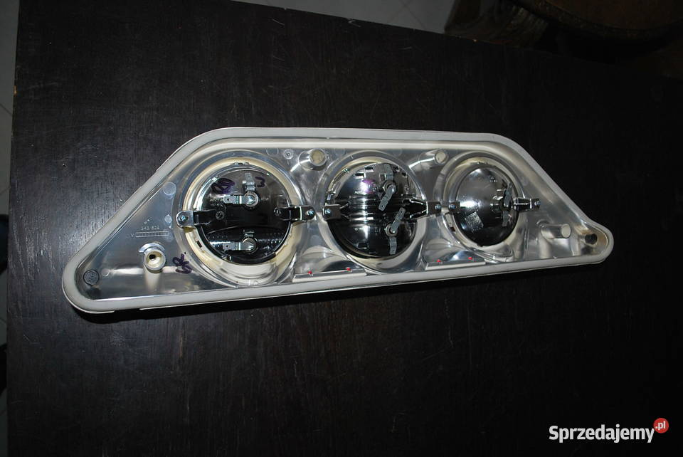 USZKODZONA LAMPA HELLA CARALUNA Grzebowilk