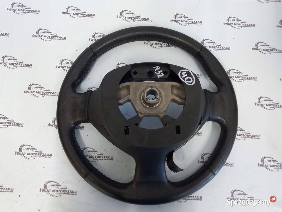 NISSAN JUKE I LIFT 15r kierownica skórzana osobowe