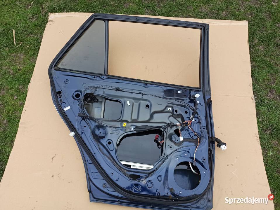 Toyota Avensis T25 Lift 20062009r Kod 8S6 Drzwi osobowe