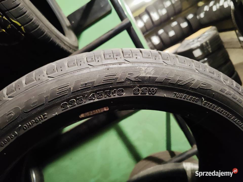 2x 22545r19 92W Bridgestone Dueler HP Sport Słupy