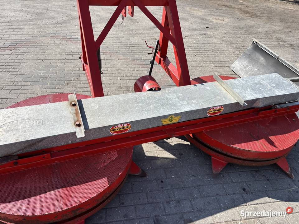 Równiarka rozbijak do pryzm Vliebo 2 wirnikowy Zgrabiarki i przetrząsacze Myszyniec