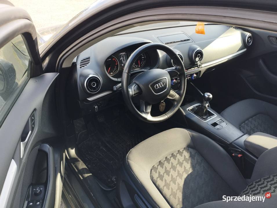 Audi A3 8V 20 tdi welurowa tapicerka A3 Samochody osobowe Kłodzko