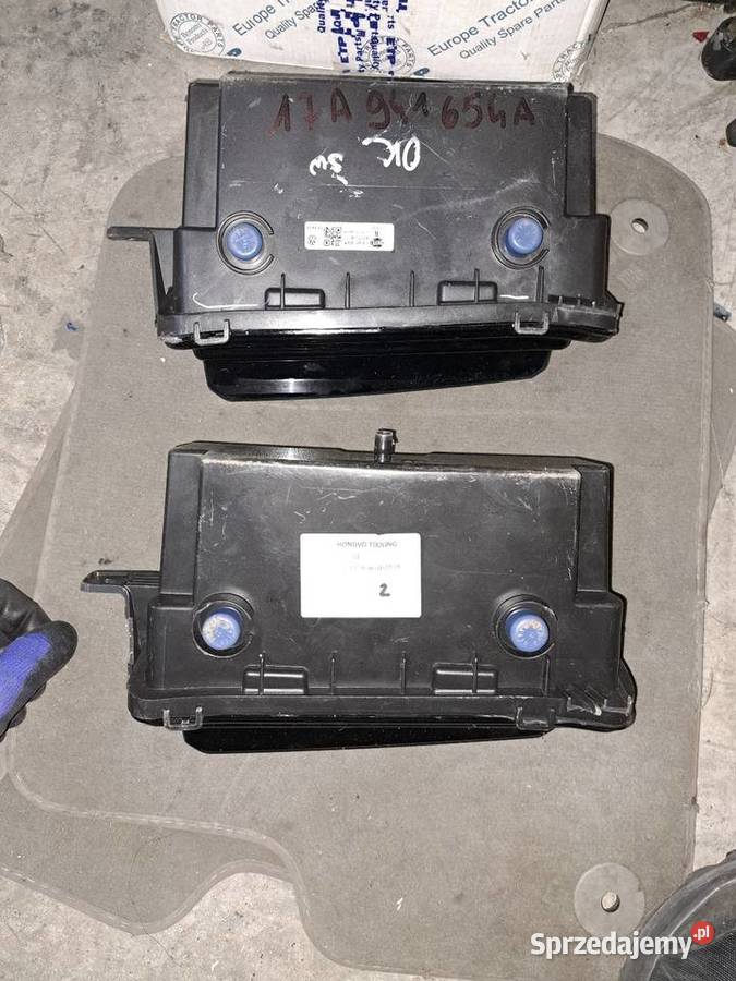 Halogen led vw Jetta prawy 17A941654A dolnośląskie Wrocław