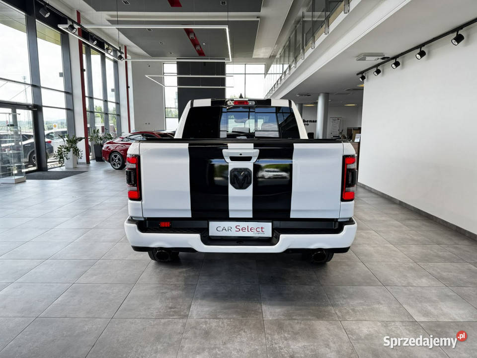 RAM 1500 Sport 57 V8 Hemi 401 automat 4x4 2023 r biały Samochody osobowe Myślenice