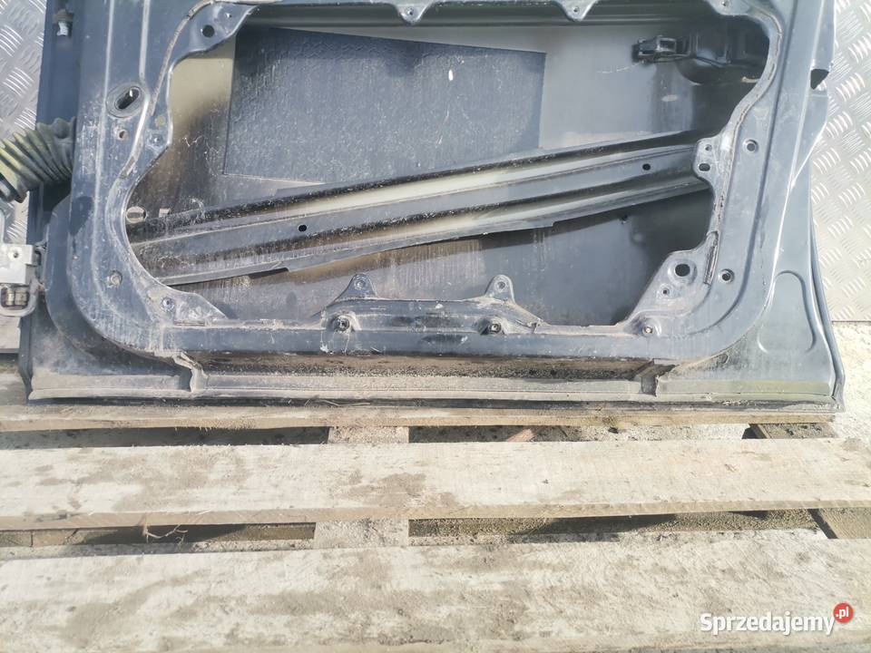 Drzwi Prawy Przód Volkswagen Golf IV Pogorzelec