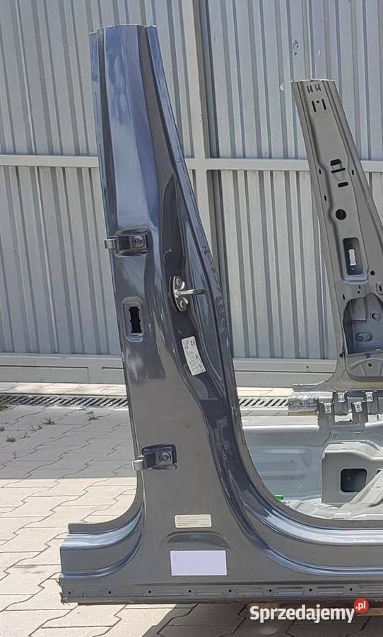 VW TAYRON SŁUPEK PRAWY LC7Q