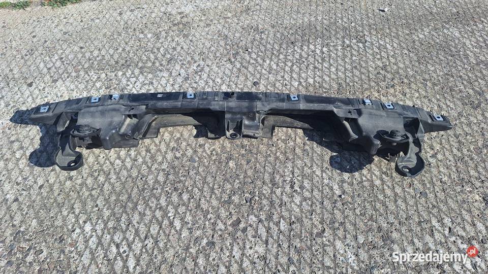 Wlot powietrza pasa przedniego BMW F40 osobowe Poznań