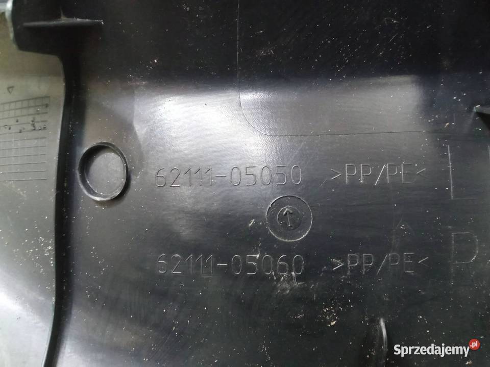 OSŁONA PROGU LEWA PRAWA KOMPLET T27 Toyota