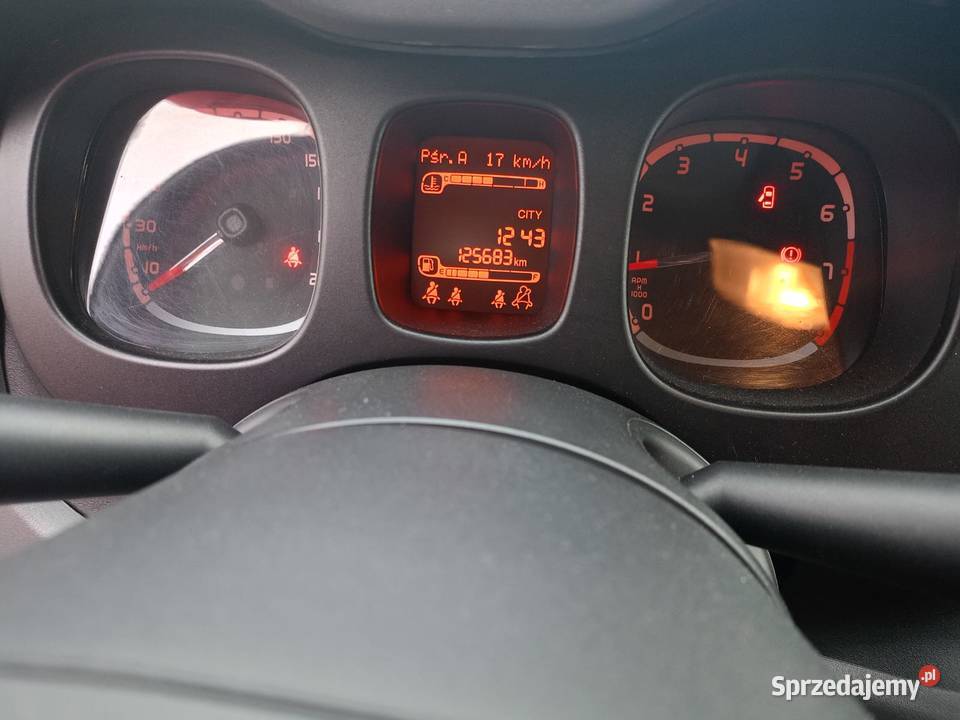 FIAT PANDA 09 BENZYNA 2015 PIERWSZA REJESTRACJA Panda