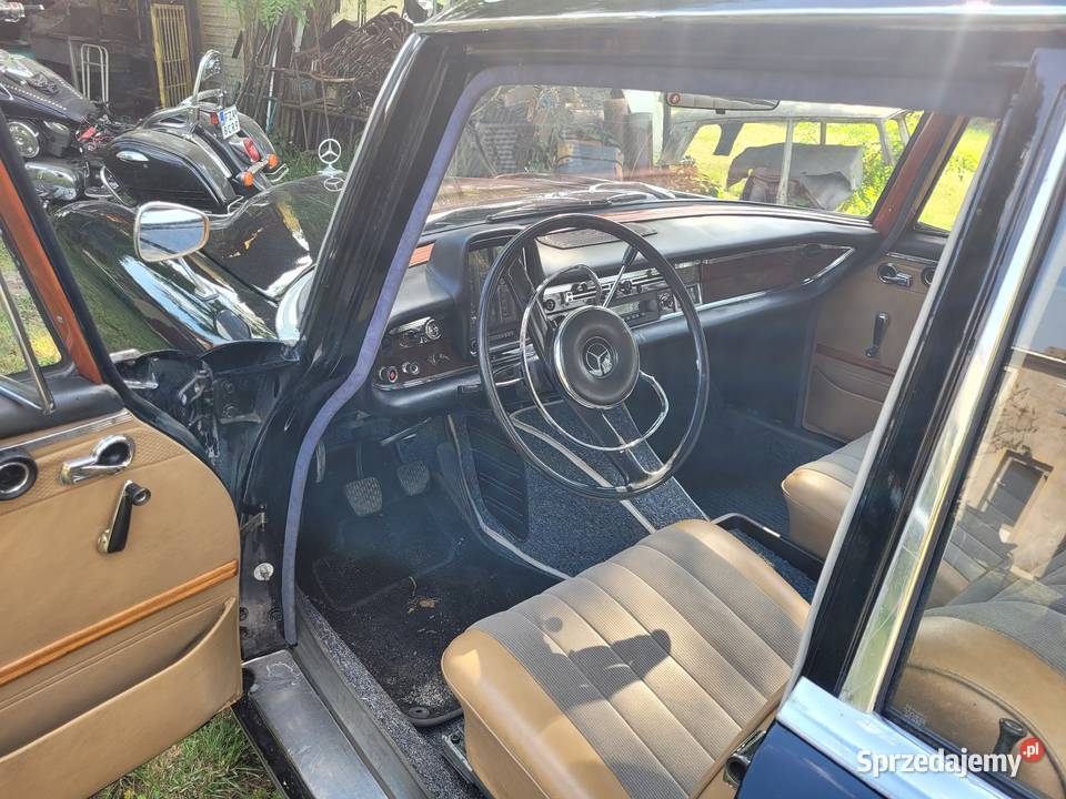 Mercedes w110 1966 r zarejestrowany na żółte Pozostałe Lubsko