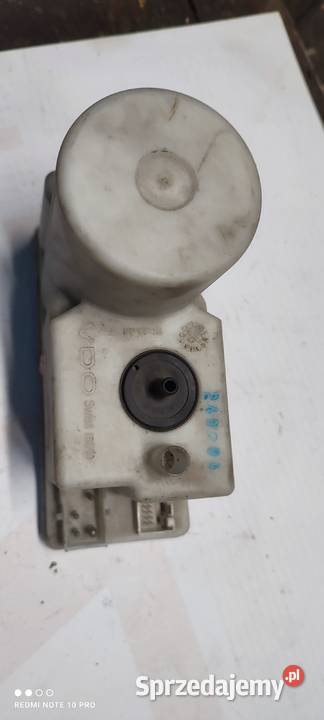 Audi pompka zamka centralnego 4AO862257H Pozostałe Motoryzacja Kluczbork