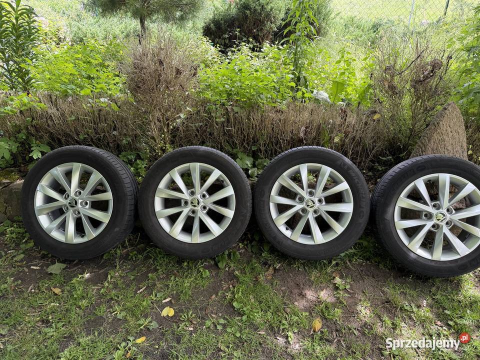 Alufelgi Skoda 5x112 16 Octavia Fabia Superb Średnica 16" Góra