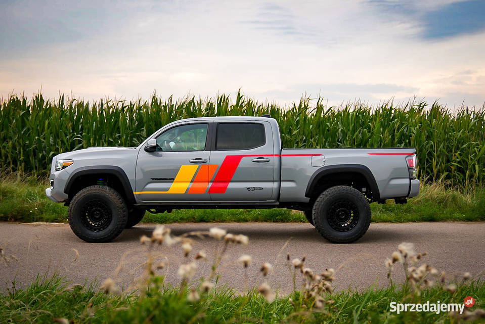 Toyota Tacoma TRD Sport 2020 35 V6 4x4 36 030 FV Rok produkcji 2020 Augustów