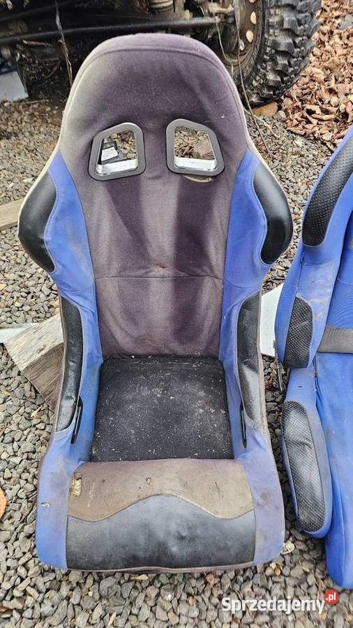 Dwa fotele kubełkowe sportowe off road do zmoty dolnośląskie Nowa Ruda
