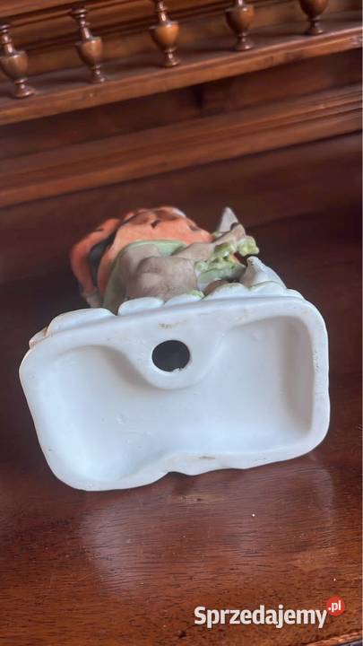 Figurka myśliwego z psem Bez sygnatury Piękna Gdańsk