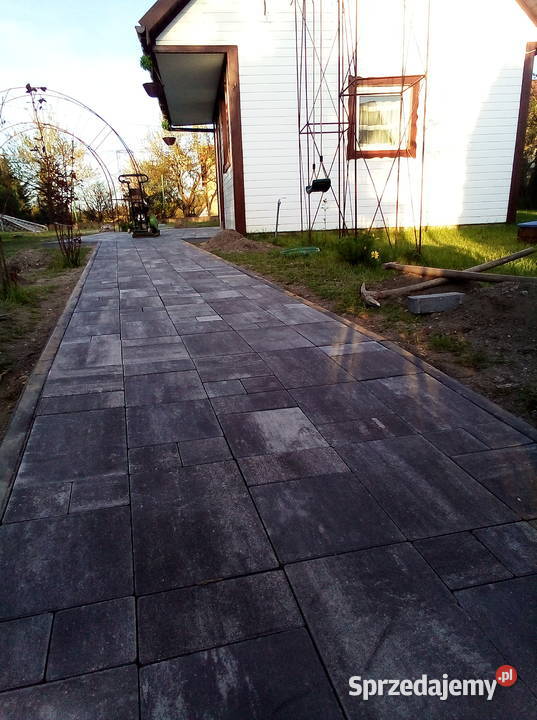 Układanie kostki brukowej do kontaktu Morawica