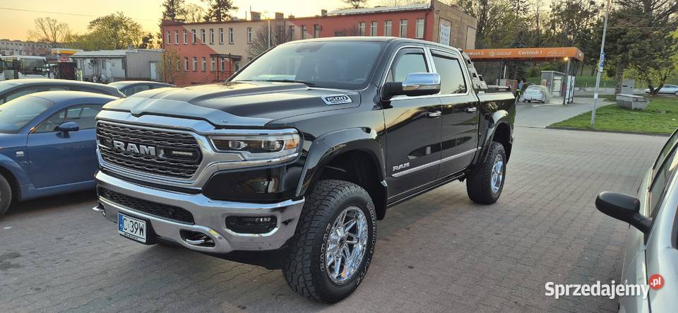 Sprzedam RAM LIMITED 1500 57 HEMI Szubin