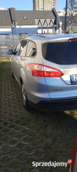 Ford Focus Kombi super stan 16 benz nie wymaga Gdynia sprzedam
