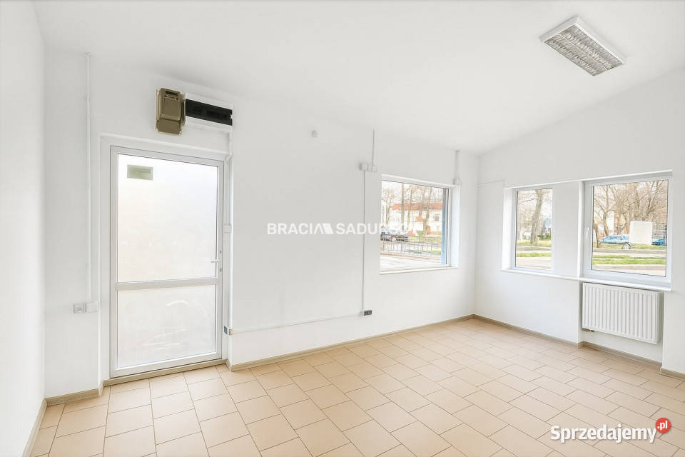 Lokal Kraków Bieńczycka 19 metrów