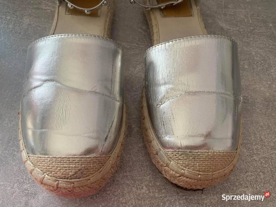 Espadrylebalerinki z paskiem SREBRNE DeeZee Jasło