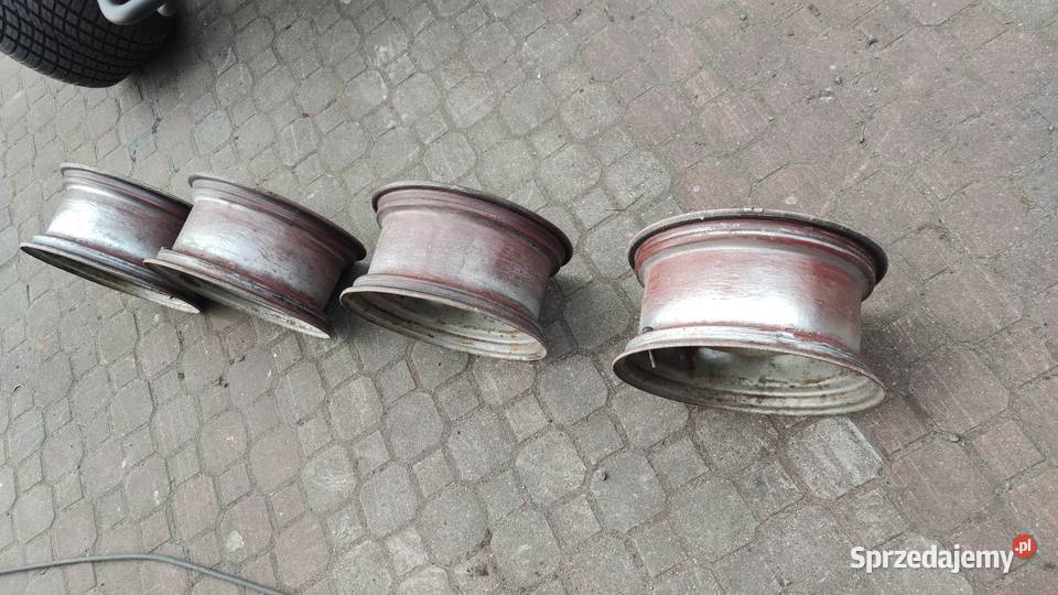 felgi 15 4x130 garbus szeroka stal 8 Rok produkcji 1967