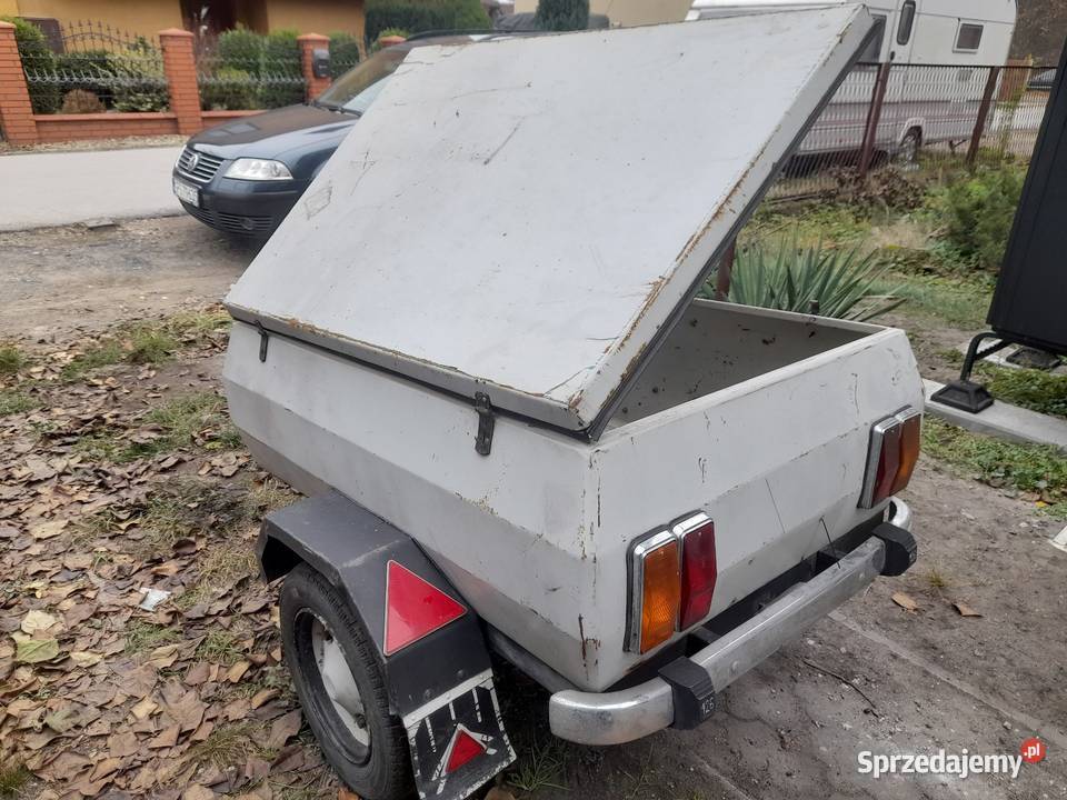 Przyczepa bagażową z PRL do malucha fiat 125 Jaworzno