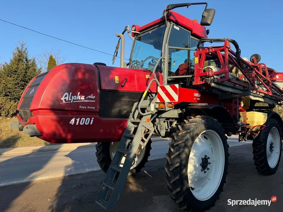 Opryskiwacz samojezdny Hardi Alpha 4100 ramiona Nowa Ruda