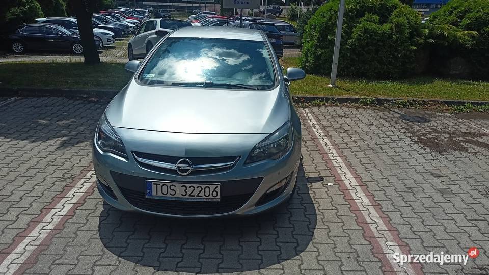 Opel astra J 2015 14B 140 z polskiego salonu kupiony w polskim salonie Bodzechów