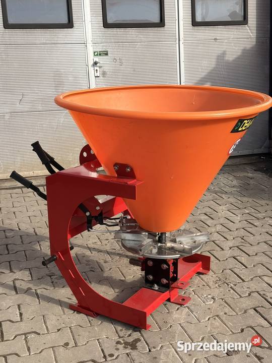 Lejek rozsiewacz nawozów przystawka sadownicza Garwolin