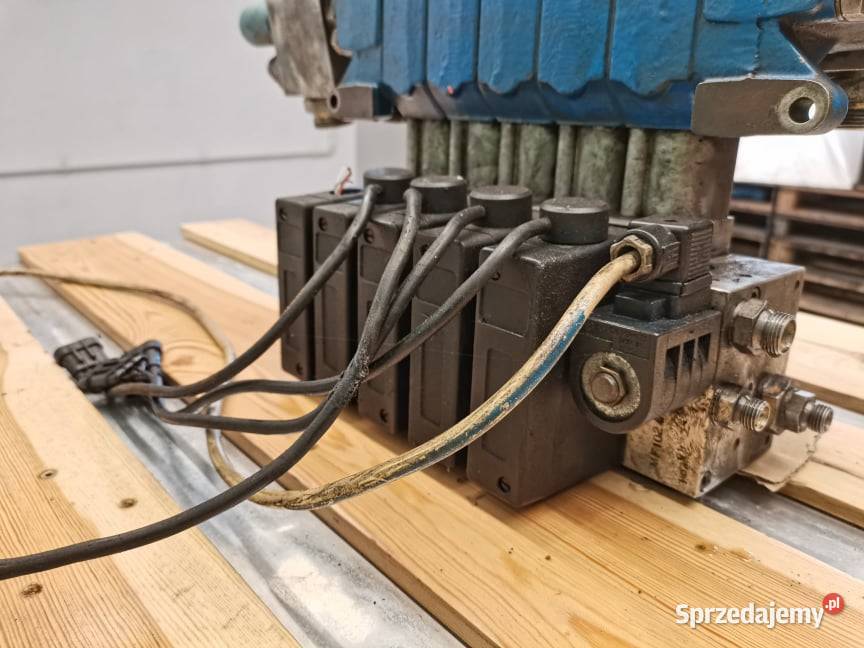 Rozdzielacz hydrauliczny Merlo 4018 Roto Części
