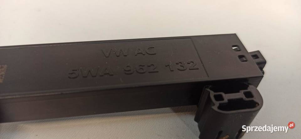 AUDI A3 8Y WZMACNIACZ ANTENY 5FA224075 osobowe