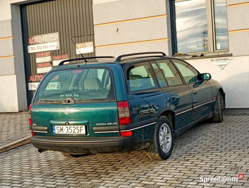 Opel Omega 25 v6 automat napęd tył welury B