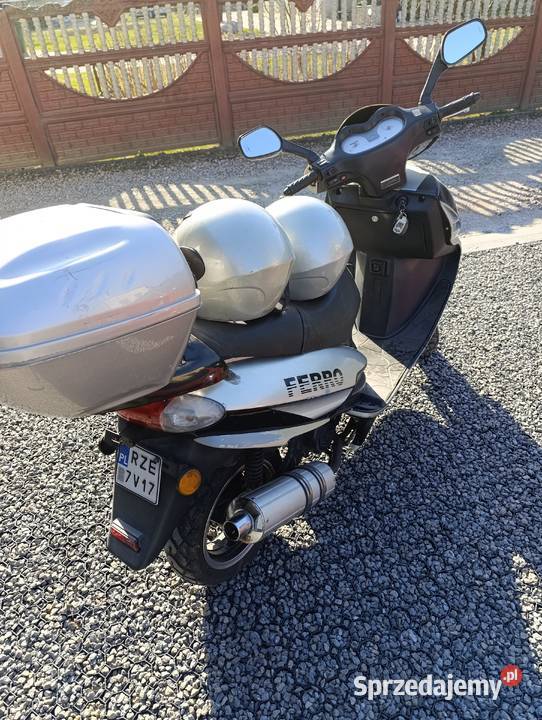 Skuter Ferro 50 prod2008r Uszkodzony Malawa