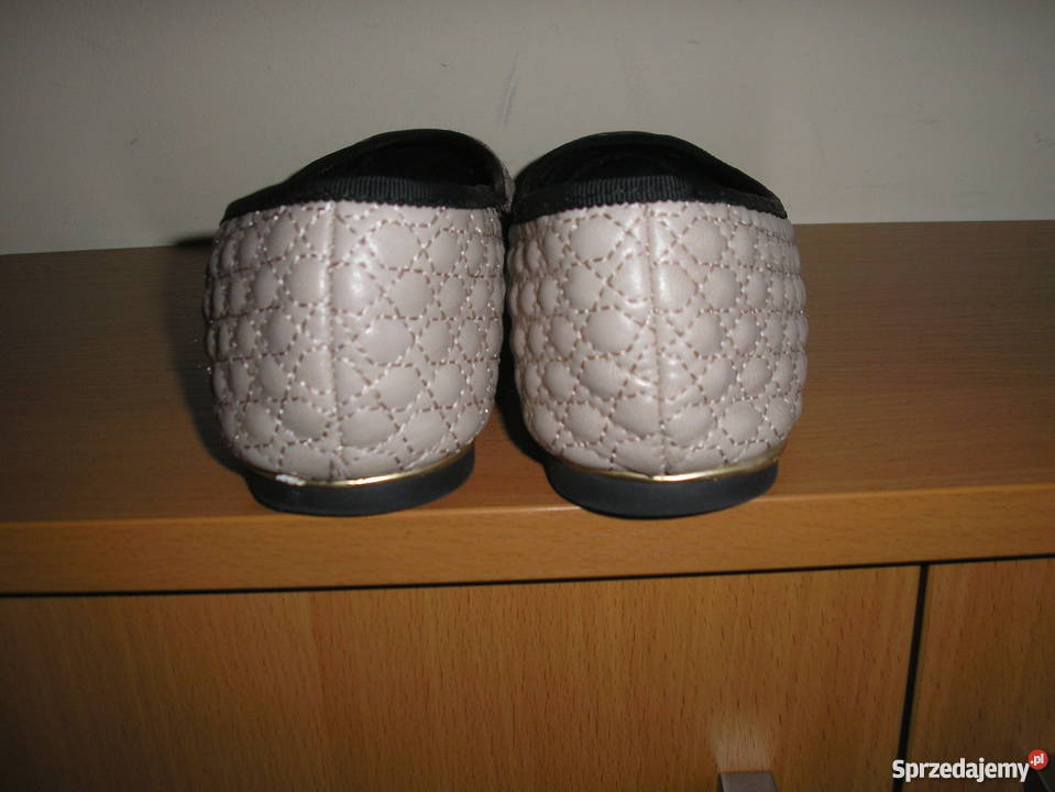 pikowane baleriny 39 245 HM skóra ekologiczna Słupsk sprzedam