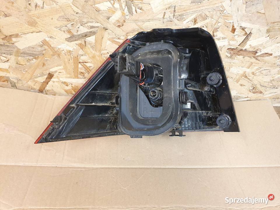 VW GOLF VII 7 LAMPA PRAWA TYLNA PRAWY TYŁ lampy tylne Międzychód sprzedam