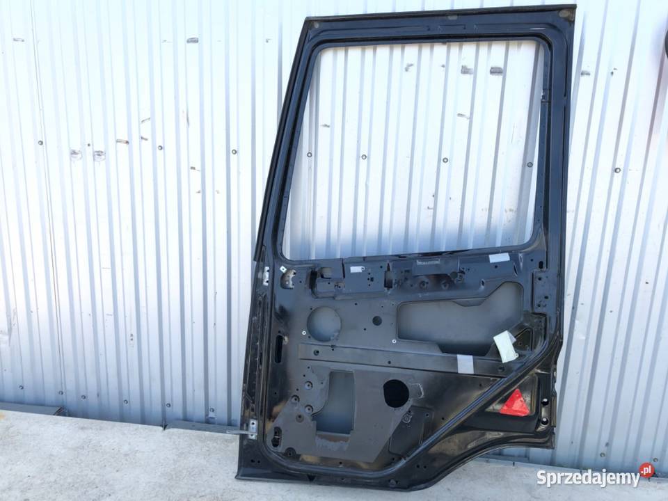 DRZWI PRAWY PRZÓD DAF CF Inny CZARNY