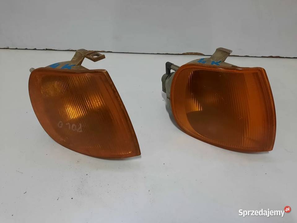 4K VW POLO KIERUNEK KIERUNKOWSKAZ MIGACZ PRAWY świętokrzyskie Włoszczowa